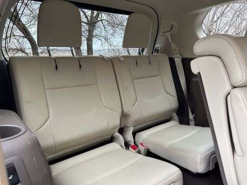 Used 2012 Lexus GX 460 w/ Comfort Plus Pkg image 19