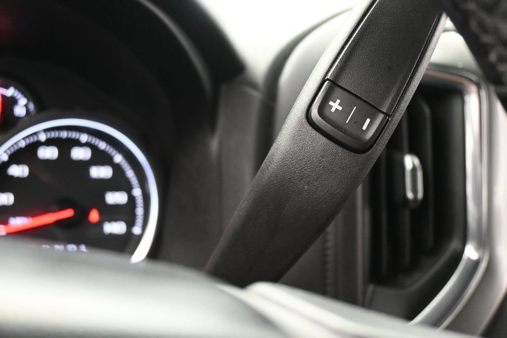 Used 2020 Chevrolet Silverado 1500 LT w/ All-Star Edition RWD image 32