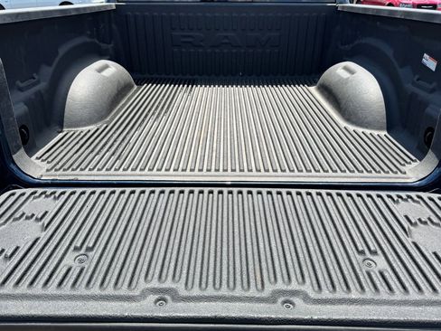 Used 2023 RAM 1500 Laramie AWD/4WD image 10