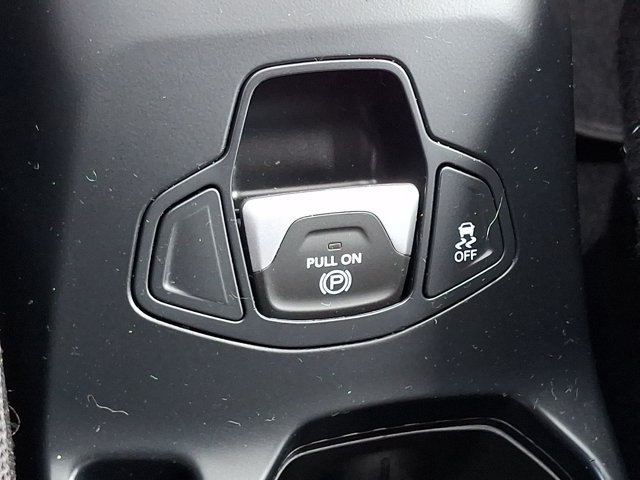 Certified 2018 Jeep Renegade Sport w/ Power & Air Group AWD/4WD image 30