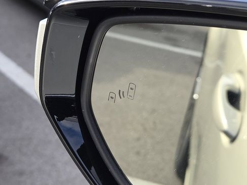 New 2025 Lexus ES 350 Ultra Luxury image 22