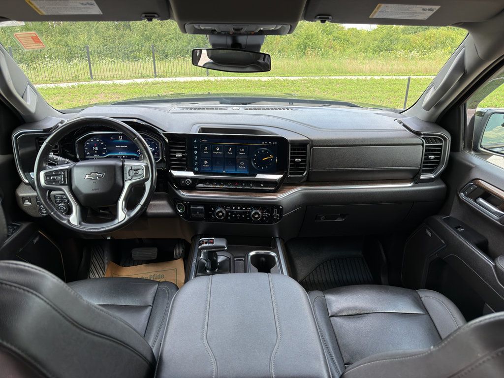 Used 2023 Chevrolet Silverado 1500 RST AWD/4WD image 20