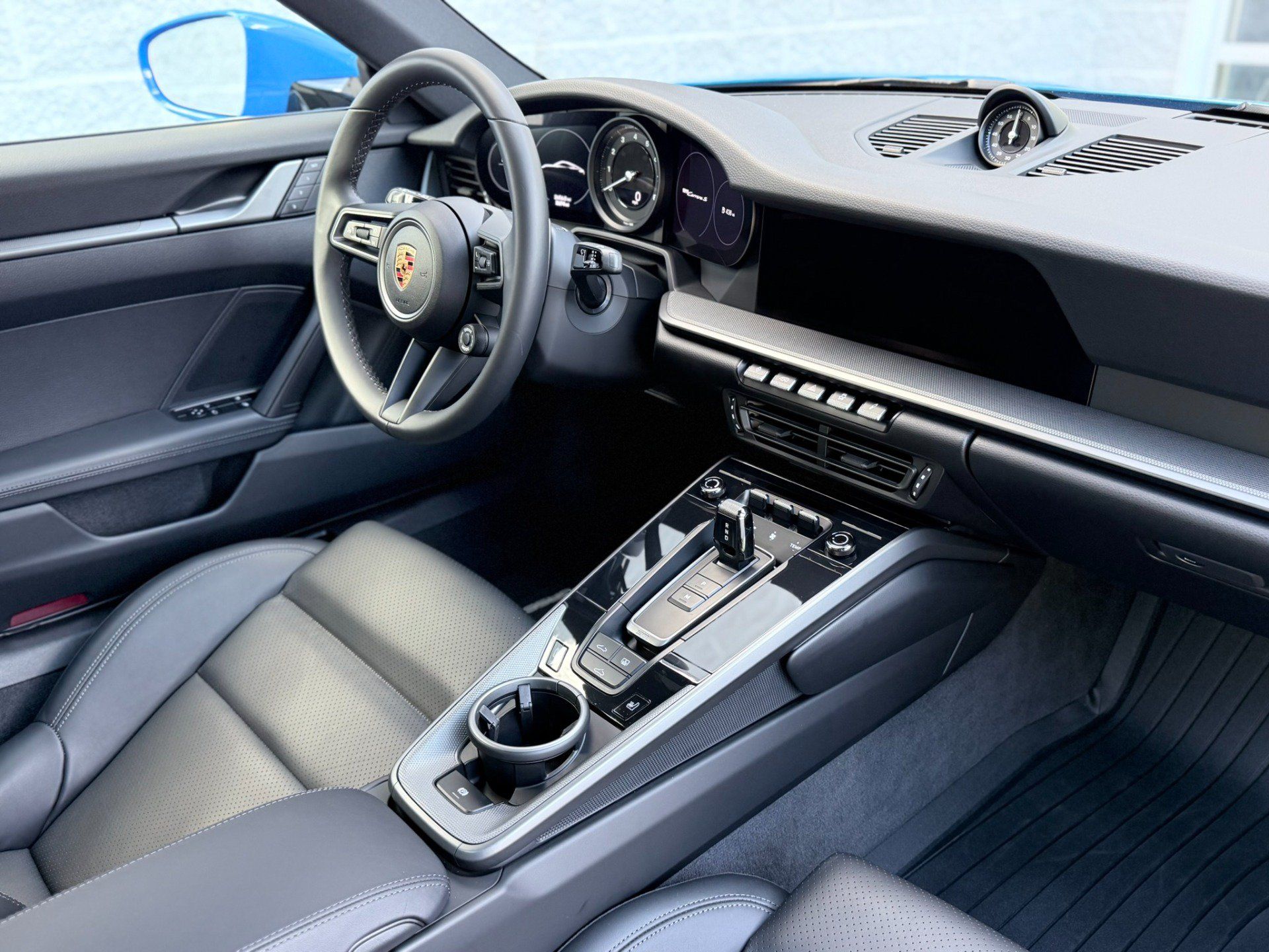 Used 2024 Porsche 911 Carrera S RWD image 41