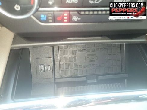 Used 2021 Ford Expedition XLT AWD/4WD image 23