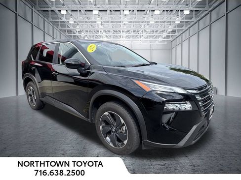 Used 2025 Nissan Rogue SV AWD/4WD image 22