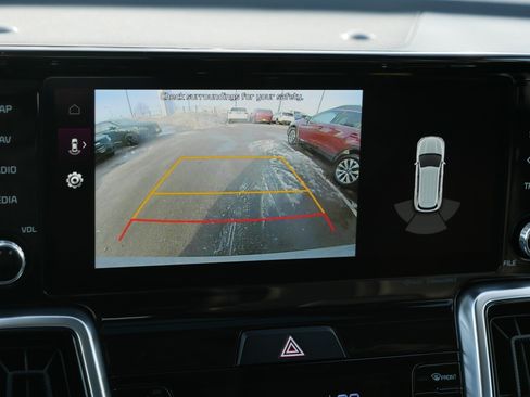 Certified 2022 Kia Sorento SX image 27