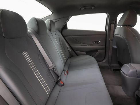 Used 2023 Hyundai Elantra SEL FWD image 26