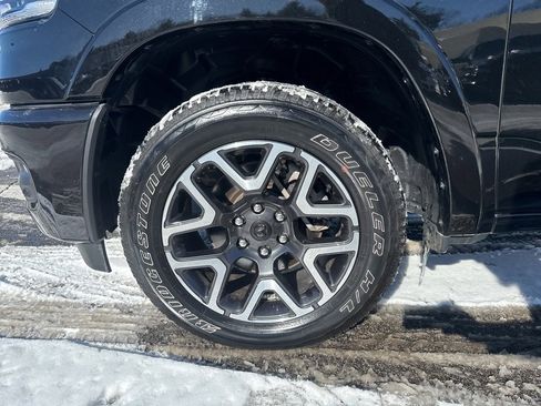 Certified 2025 RAM 1500 Laramie w/ Sport Appearance Package image 9