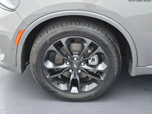 Used 2022 Dodge Durango R/T w/ Hemi Orange Plus Package AWD/4WD image 32