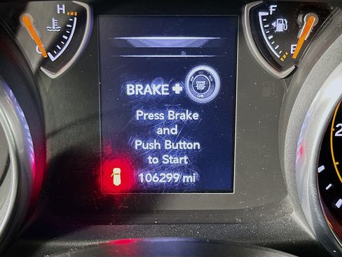 Used 2018 Jeep Wrangler Unlimited Sport AWD/4WD image 19