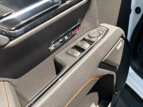 New 2026 GMC Sierra 1500 AT4 w/ AT4 Premium Package AWD/4WD image 14