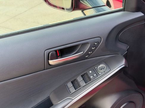 Used 2023 Lexus IS 350 F Sport image 45
