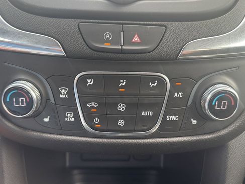 Used 2023 Chevrolet Equinox LT AWD/4WD image 13