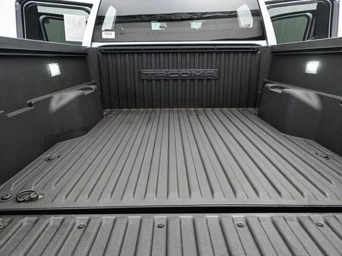 Used 2025 Toyota Tacoma TRD Sport RWD image 14