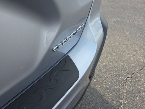 Used 2024 Subaru Crosstrek 2.0i Premium image 11