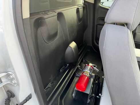 Used 2020 Chevrolet Colorado W/T w/ WT Convenience Package image 17