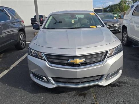 Used 2017 Chevrolet Impala LS FWD image 12