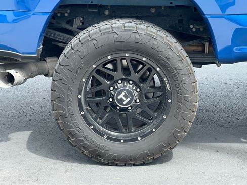 Certified 2022 Ford F350 Lariat w/ Black Appearance Package AWD/4WD image 15