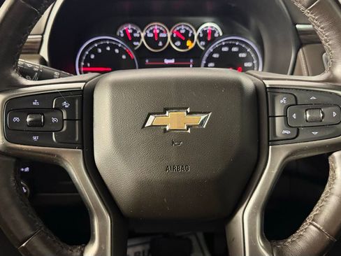 Used 2021 Chevrolet Suburban LT AWD/4WD image 19