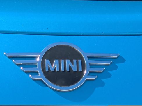 Used 2019 MINI Cooper S w/ Premium Package image 14