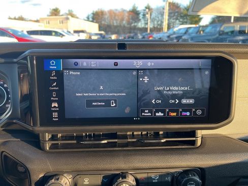 New 2026 Jeep Gladiator Sport image 29