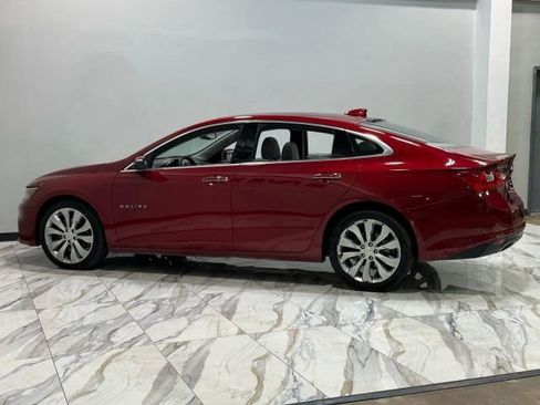 Used 2018 Chevrolet Malibu Premier w/ Premier Sun and Wheel Package FWD image 9