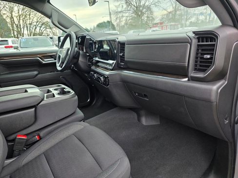 Used 2023 Chevrolet Silverado 1500 LT image 24