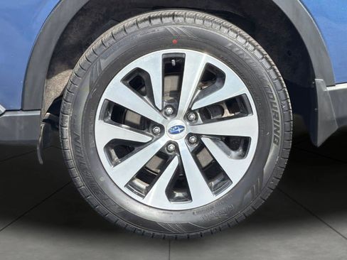 Used 2021 Subaru Outback Premium AWD/4WD image 11