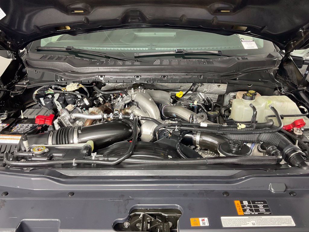 Certified 2025 Ford F350 XLT AWD/4WD image 9