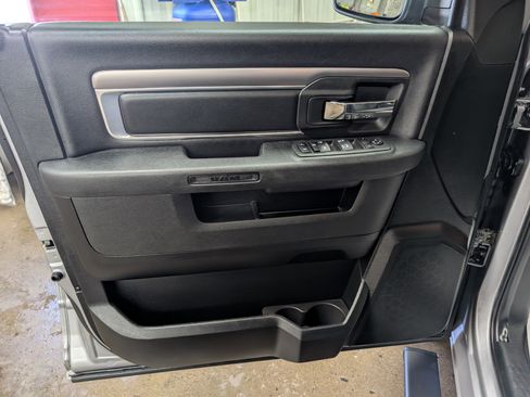 Used 2022 RAM 1500 Classic Warlock w/ Electronics Group image 12