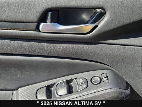 New 2025 Nissan Altima 2.5 SV image 15