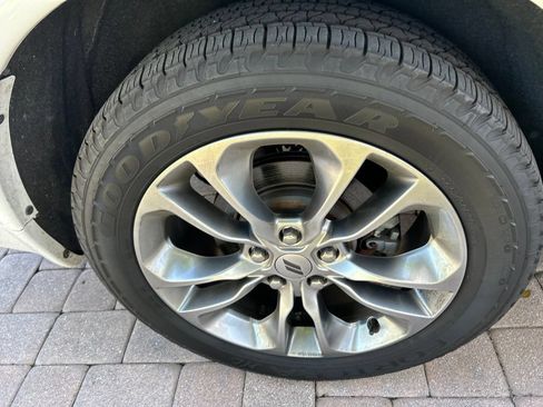 Used 2020 Dodge Durango R/T RWD image 10