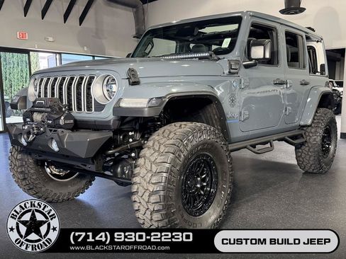 Used 2025 Jeep Wrangler Unlimited Sahara w/ Safety Group AWD/4WD image 14