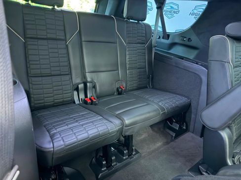 Used 2023 Cadillac Escalade ESV Sport Platinum RWD image 26