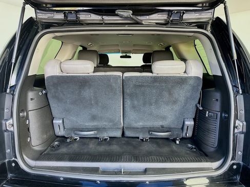 Used 2014 Chevrolet Tahoe 2WD image 16