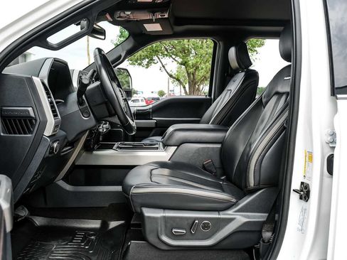 Used 2022 Ford F350 Platinum AWD/4WD image 4