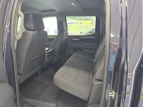 Certified 2022 Chevrolet Silverado 1500 LT AWD/4WD image 10