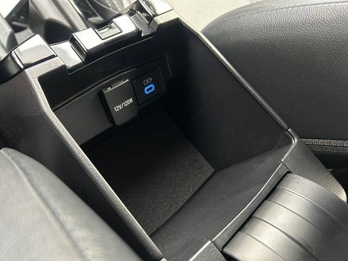 Used 2022 Toyota Corolla XSE image 37