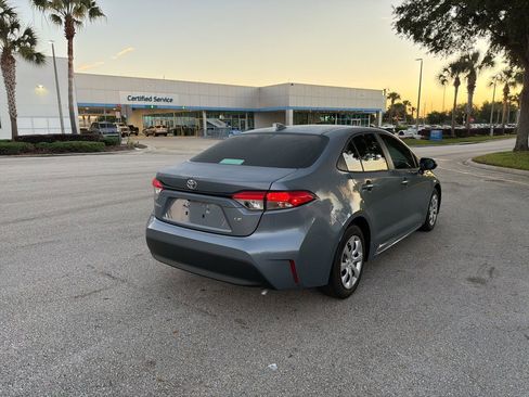 Used 2024 Toyota Corolla LE image 5