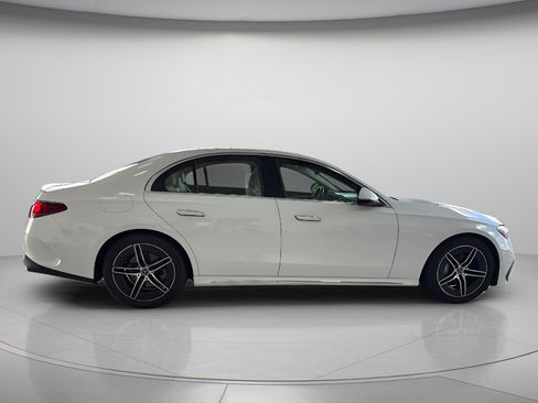 Used 2025 Mercedes-Benz E 350 Sedan w/ Winter Package image 6