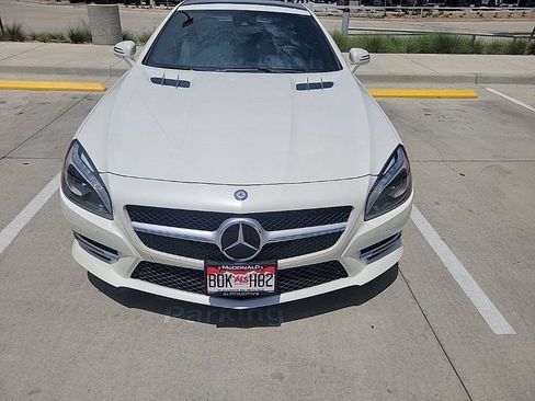Used 2013 Mercedes-Benz SL 550 image 2