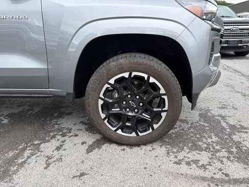 Used 2026 Chevrolet Colorado Z71 w/ Z71 Convenience Package 2 AWD/4WD image 17