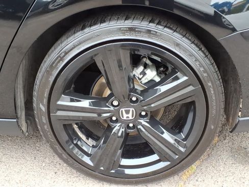 Used 2024 Honda Accord Sport image 8
