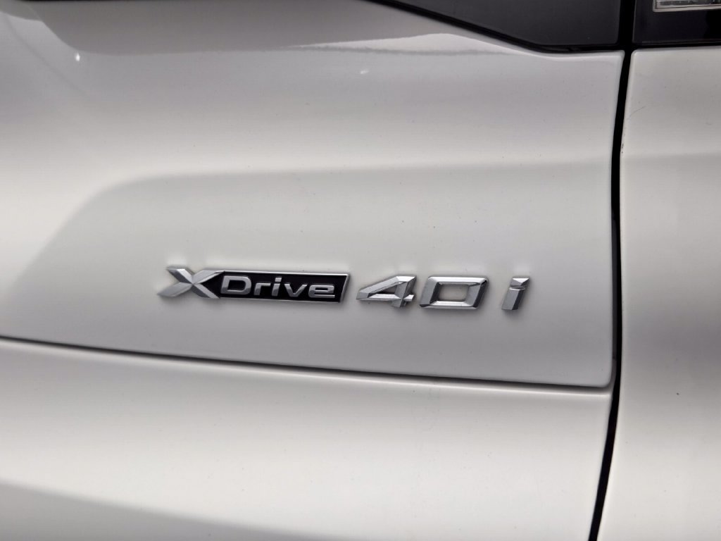 Used 2024 BMW X5 xDrive40i w/ M Sport Package AWD/4WD image 21