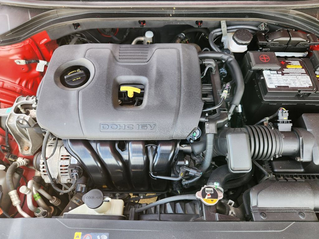 Used 2020 Hyundai Elantra SEL FWD image 34