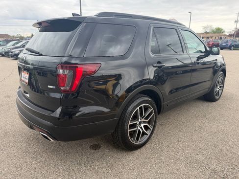 Used 2016 Ford Explorer Sport w/ Equipment Group 401A AWD/4WD image 5