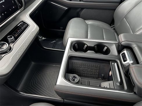 Certified 2025 Ford Expedition Max Active image 26