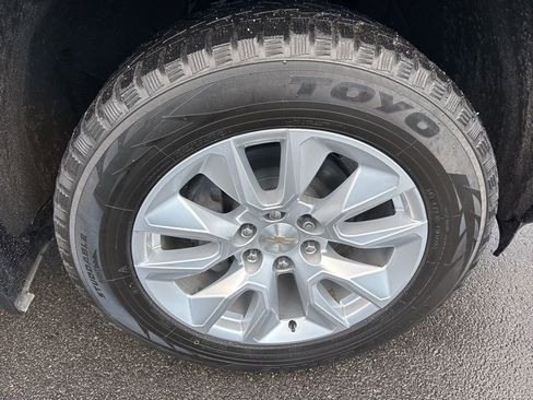 Certified 2023 Chevrolet Silverado 1500 Custom AWD/4WD image 13