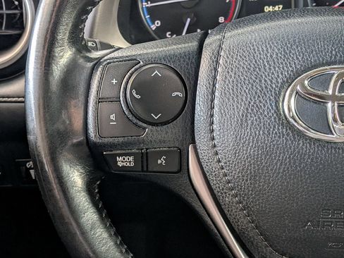 Certified 2018 Toyota RAV4 XLE FWD image 15