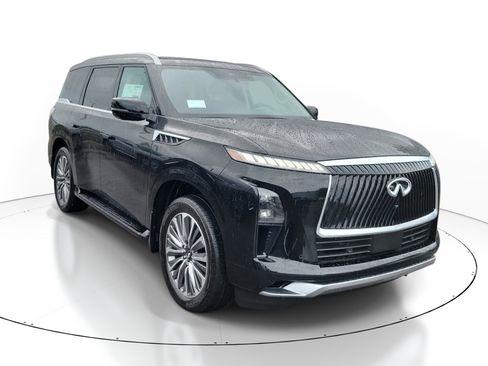 New 2026 INFINITI QX80 Luxe w/ Cargo Package image 2